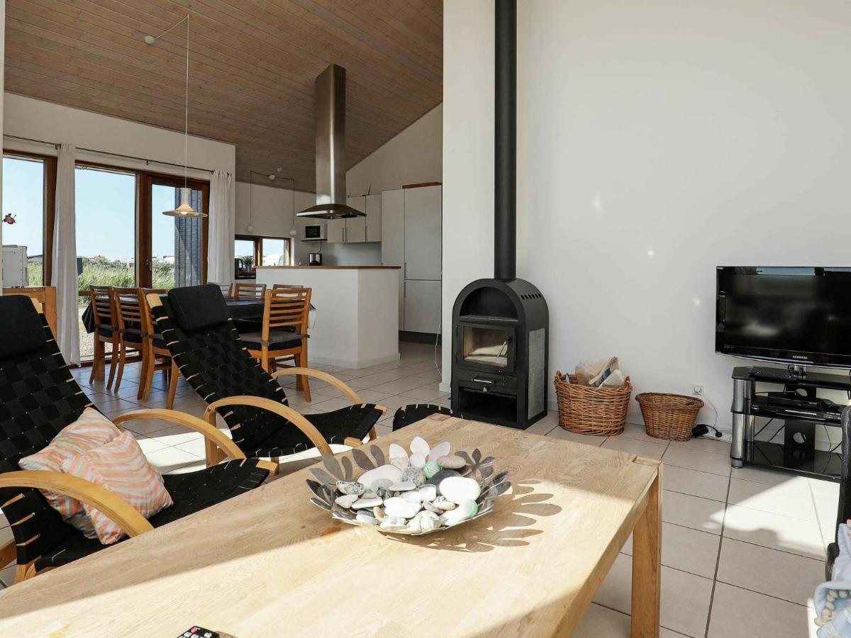 8 Person Holiday Home In Ulfborg Thorsminde Eksteriør billede